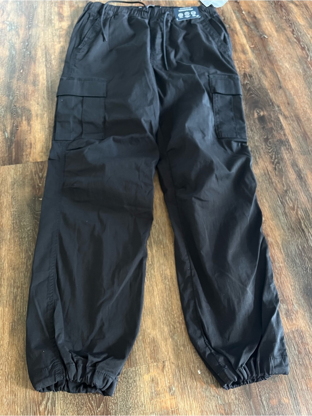 Hollister Slide On Epic Flex Men's Black Cargo parachute pants